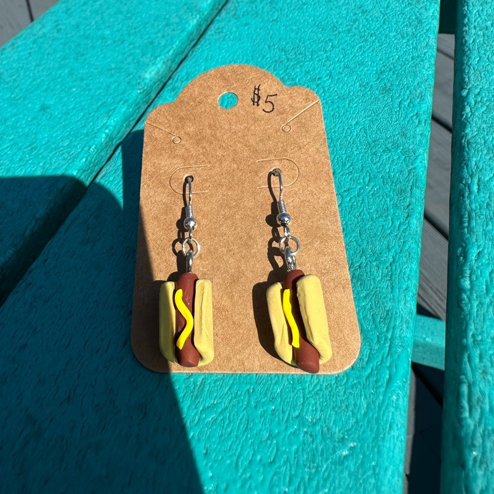 Hot dog earrings